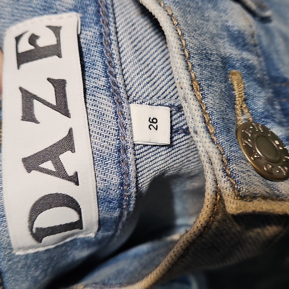 NWOT Daze Denim High Wide-Leg Distressed Jeans - Picture 11 of 12